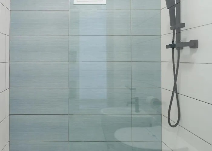 Apartment Metro Station By Dimorra Neapel